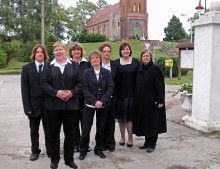 Gruppenbild in Schlosstor